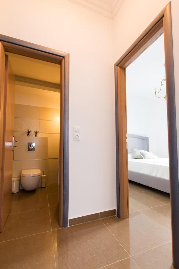 Poseidon Luxury Apartment Finíki Kültér fotó