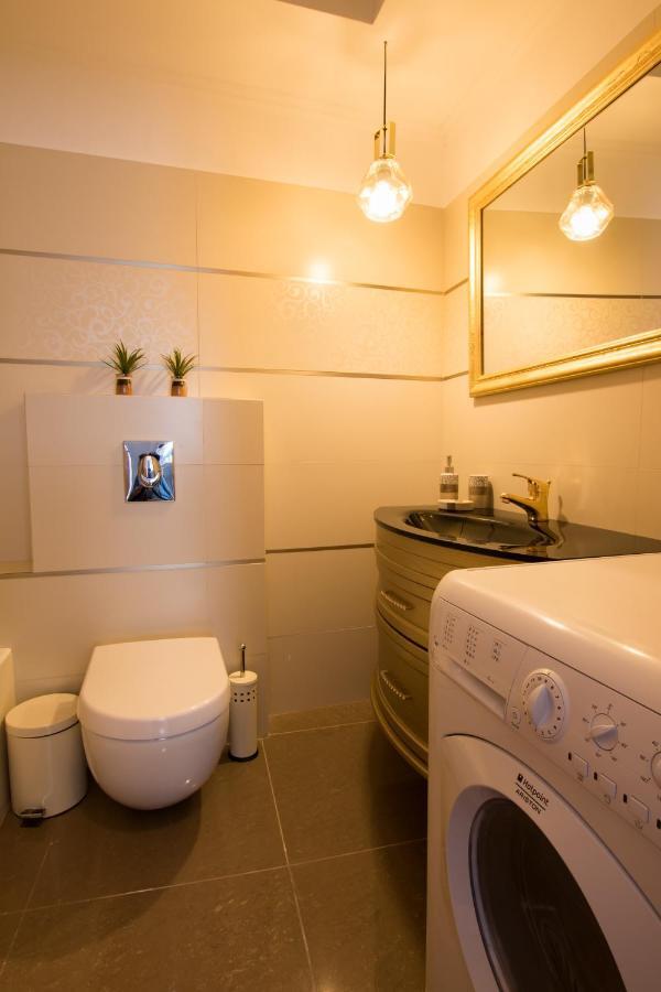 Poseidon Luxury Apartment Finíki Kültér fotó